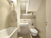 5 bedroom property in Oval Road, London, NW1 £4,246 pcm...