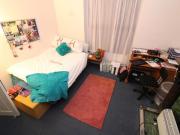 5 bedroom Property To Let