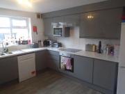 5 bedroom property to let in 109B Hubert Road £560 pw