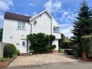 5 Bedroom Semi Detached House