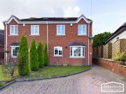 5 Bedroom Semi Detached House