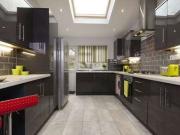 5 Bedroom Semi Detached House