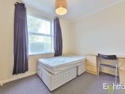 5 Bedroom Semi Detached House