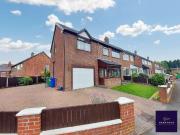 5 Bedroom Semi Detached House