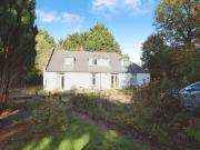 5 Bedroom Detached House