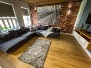 5 Bedroom Semi Detached House