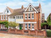 5 Bedroom Semi Detached House