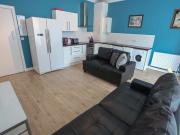 5 Bedroom Semi Detached House