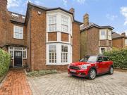 5 Bedroom Semi Detached House