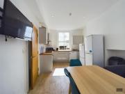 5 bedroom semi detached house for rent in Bartholomew...