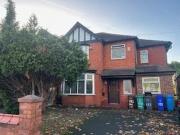 5 bedroom semi detached house for rent in Birchfields...