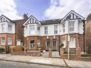 5 bedroom semi detached house for rent in Carlisle...