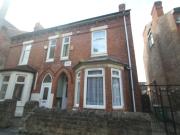 5 bedroom semi detached house for rent in Derby Grove,... 5 bedroom semi detached house for rent in Derby Grove,...