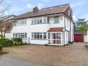 5 bedroom semi detached house for rent in Eden Way,...