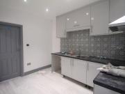 5 bedroom semi detached house for rent in Hewens Road,...