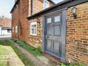 5 bedroom semi detached house for rent in High Street,...