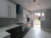 5 bedroom semi detached house for rent in Highfield...