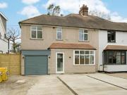 5 Bedroom Semi detached House For Rent In Hillingdon