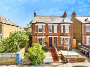 5 bedroom semi detached house for rent in Madeira Road...
