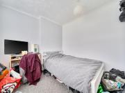 5 bedroom semi detached house for rent in The Avenue,...