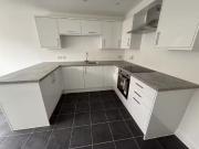 5 bedroom semi detached house for rent in Toronto Road,...