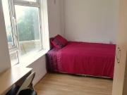 5 bedroom semi detached house for rent in Waverley...