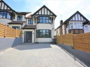 5 bedroom semi detached house for rent in Westside,...