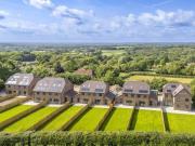 5 bedroom semi detached house for sale