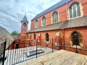 5 bedroom semi detached house for sale