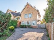 5 bedroom semi detached house for sale