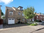 5 bedroom semi detached house for sale