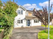 5 bedroom semi detached house for sale