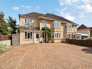 5 bedroom semi detached house for sale