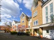 5 bedroom semi detached house for sale