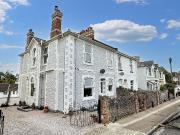 5 bedroom semi detached house for sale