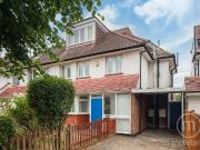 5 bedroom semi detached house for sale