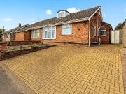 5 bedroom semi detached house for sale