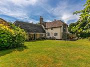5 bedroom semi detached house for sale