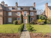 5 bedroom semi detached house for sale