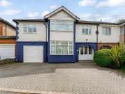 5 bedroom semi detached house for sale
