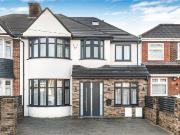 5 bedroom semi detached house for sale