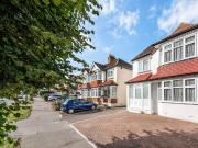 6 bedroom semi detached house for sale