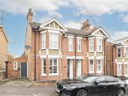 5 bedroom semi detached house for sale