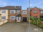 5 bedroom semi detached house for sale