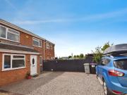 5 bedroom semi detached house for sale