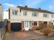 5 bedroom semi detached house for sale
