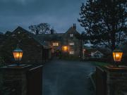 5 bedroom semi detached house for sale