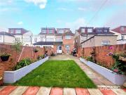 5 bedroom semi detached house for sale