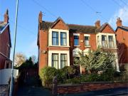 5 bedroom semi detached house for sale