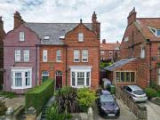 5 bedroom semi detached house for sale